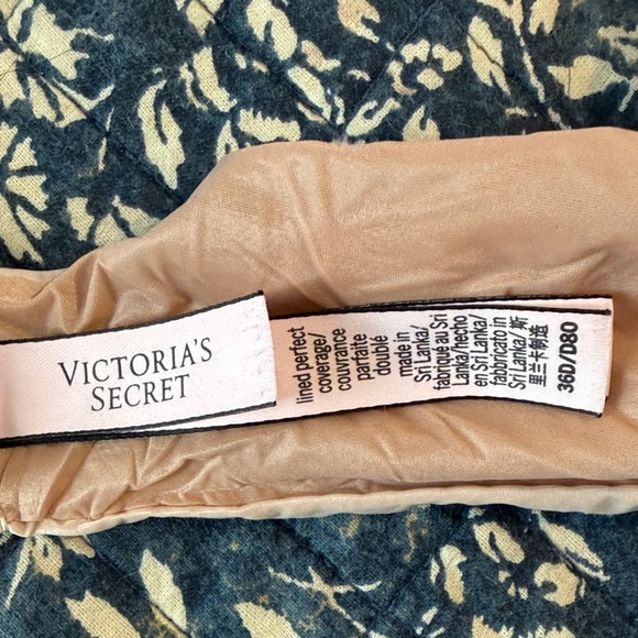 Victoria's Secret Lined Perfect Coverage 36D Underwire Bra - Picture 3 of 4